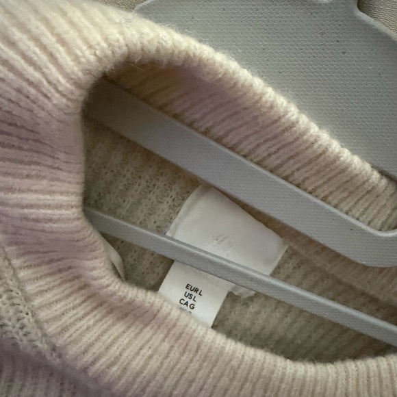 H&M Cream Ribbed Knit Sweater - Picture 5 of 5